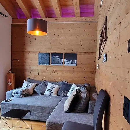 Luxusapartment Im Alpin-chic Stil Mit Pistenzugang