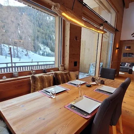 Lejlighed Luxusapartment Im Alpin-chic Stil Mit Pistenzugang